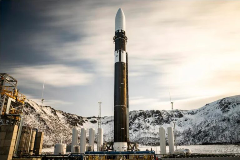 Ракета с европейским орбитальным кораблем рухнула cразу после взлета