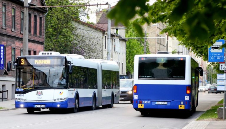 В середине марта в Риге изменится расписание общественного транспорта на нескольких маршрутах
