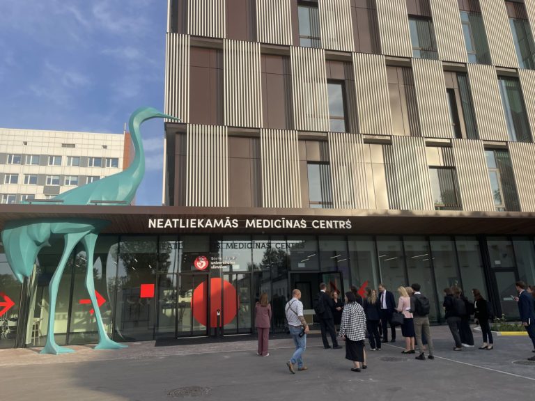 В Детской больнице нет свободных коек, но ситуация еще не критическая