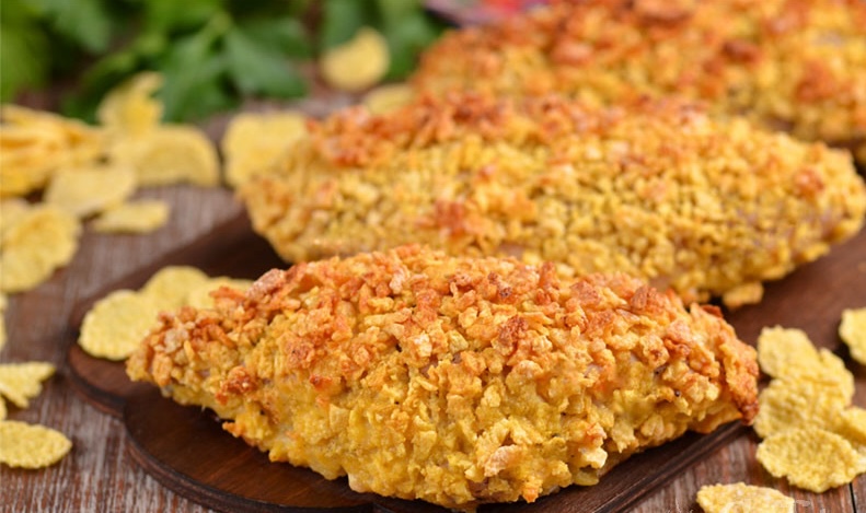 Хрустящая курочка в кукурузной панировке: любимый рецепт для всей семьи!