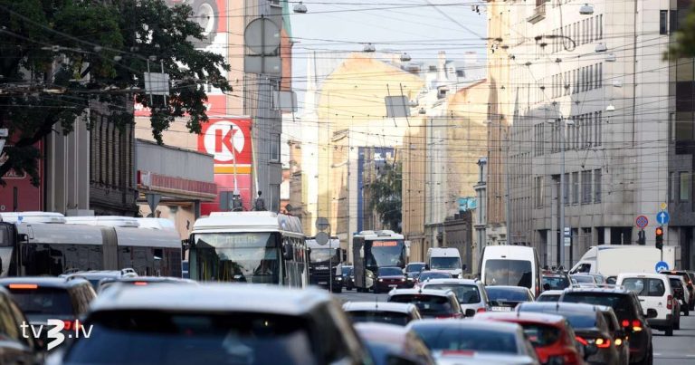 Вниманию водителей: на дорогах начинаются «пасхальные» пробки
