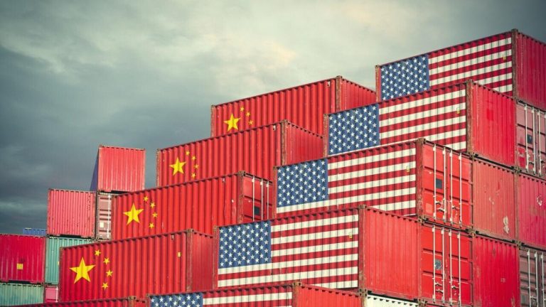 Китай поднял пошлины на импорт из США до 84%