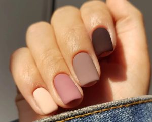 Как сделать идеальный маникюр дома: 5 стильных DIY-идей