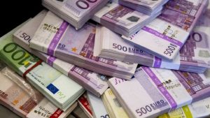 Еще миллиард евро привлечет Латвия на мировых рынках: выпущены пятилетние еврооблигации