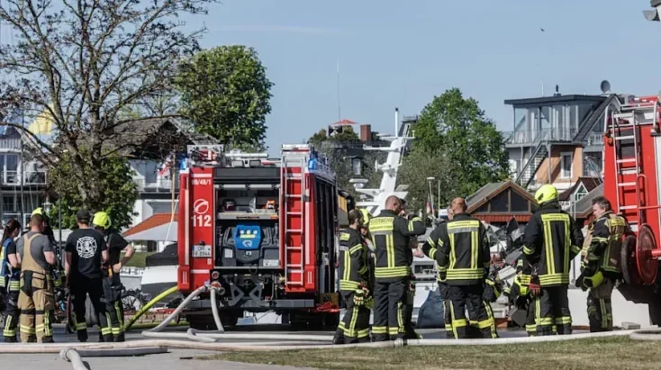 В Германии в порту курортного поселка произошел взрыв: есть пострадавшие