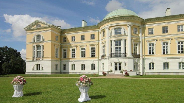 Замок в Межотне снова откроется для посетителей