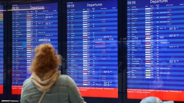 В понедельник а/к Finnair отменила около 100 рейсов. Причина — забастовка