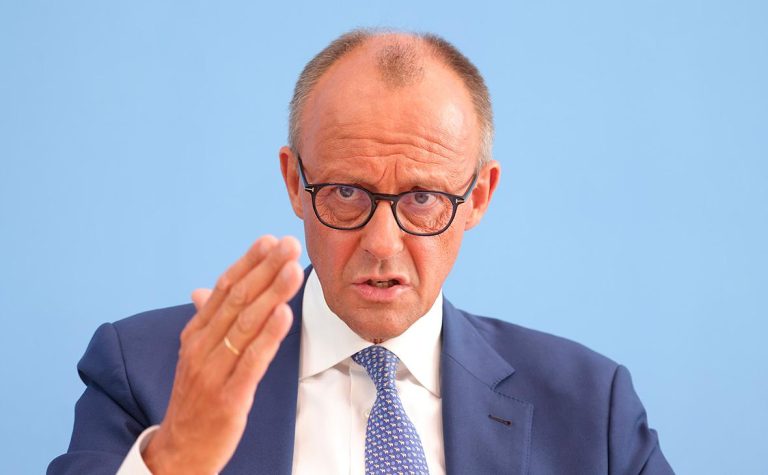 Новым канцлером Германии избран Фридрих Мерц