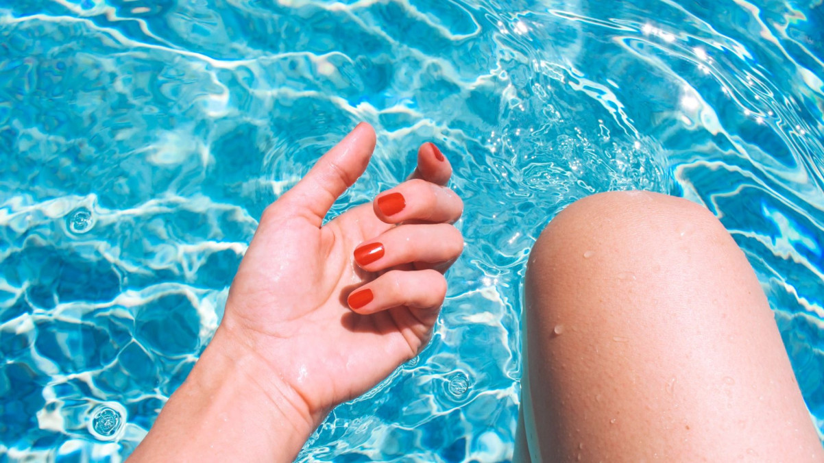 💅Fruit Water Nails: сочный и свежий тренд маникюра, который покорит лето 2025