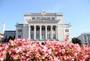 Погода в Латвии на 16 июня: тепло, солнце и первые признаки летней жары