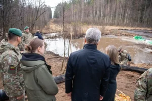В тени лесов Пабраде: в Литве установят памятник погибшим на учениях солдатам США
