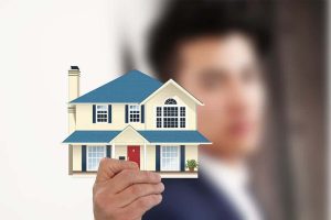 Тайваньские врачи нашли в глазу пациентки четырех пчел