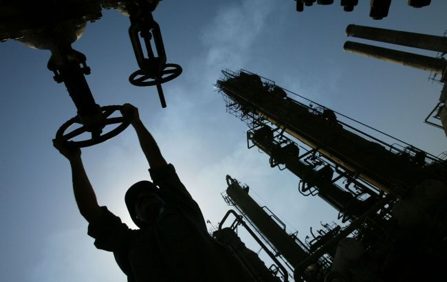 Иран спешно вывозит нефть: страх перед ударами Израиля толкает на экстренные меры