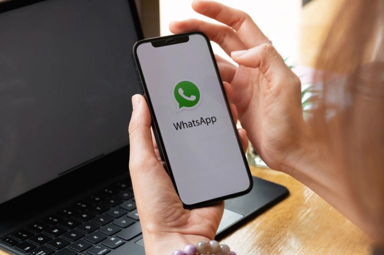 WhatsApp научился пересказывать сообщения - но только по запросу и пока не всем