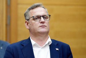 Латвия дрейфует к «серебряной экономике»: рабочие руки заканчиваются, пенсионеров всё больше (+опрос)