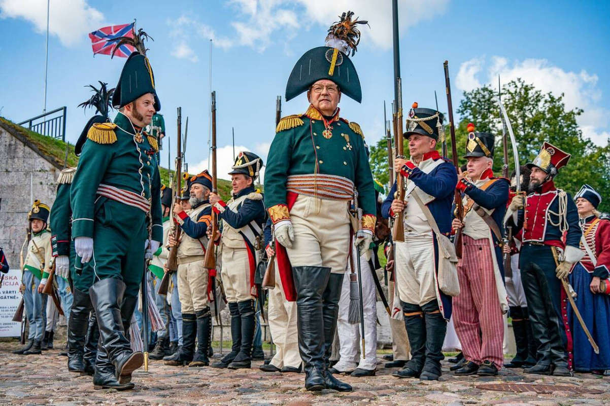 «Динабург 1812. Мир»: Даугавпилс приглашает на фестиваль традиций и хороших манер