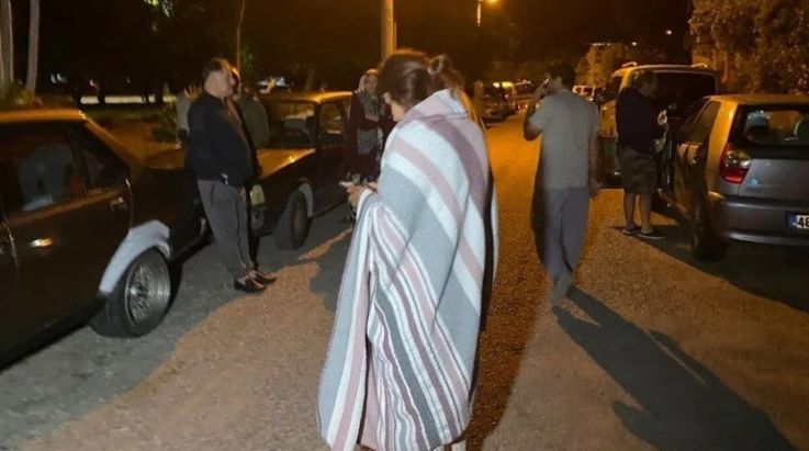 Землетрясение в Мармарисе: люди в панике выпрыгивали из окон многоэтажек
