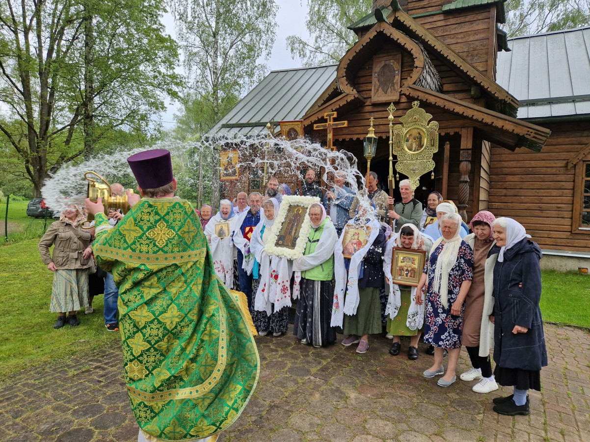 Православные отмечают день Евфросинии Полоцкой — небесной покровительницы Карсавы