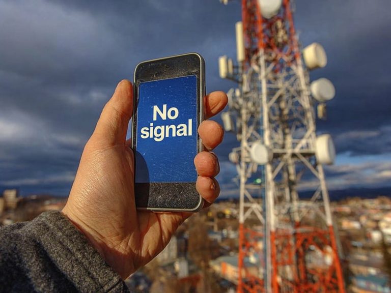 Сбой сети Tele2: Латвия осталась без интернета и звонков