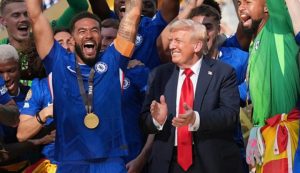Трамп вводит 30% пошлины на товары из ЕС: возможна торговая война