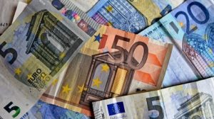 841 гражданин РФ должен покинуть Латвию из-за проблем с документами