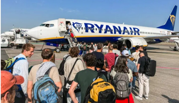 Ryanair и крупнейшие авиакомпании вводят ограничения для зарядных устройств