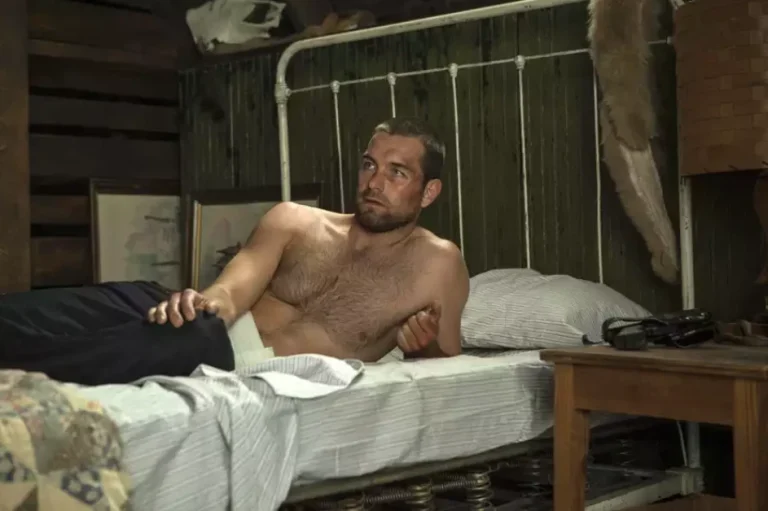 Сериал, полный адреналина и неожиданных поворотов, он поразил как зрителей, так и критиков.