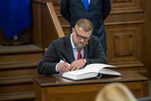 В Латвии проходит акция протеста пассажирских перевозчиков: требуют 15 млн евро для покрытия убытков