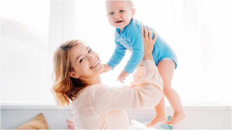 Cейм поддержал сохранение родительского пособия 75 % для работающих родителей
