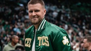«Арсенал»  выиграл  у «Манчестер Юнайтед» в 10-м матче подряд