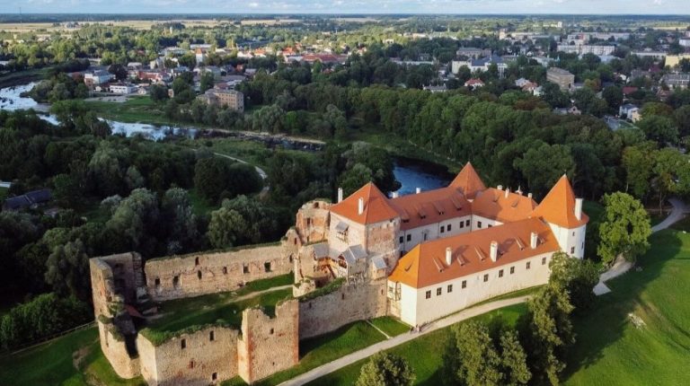 Исторические объекты оживут: разработана дигитальная карта для путешествий по Земгале и Северной Литве