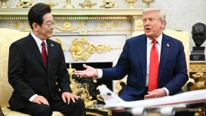 Трамп хочет отнять лицензии на вещание у телеканалов ABC и NBC