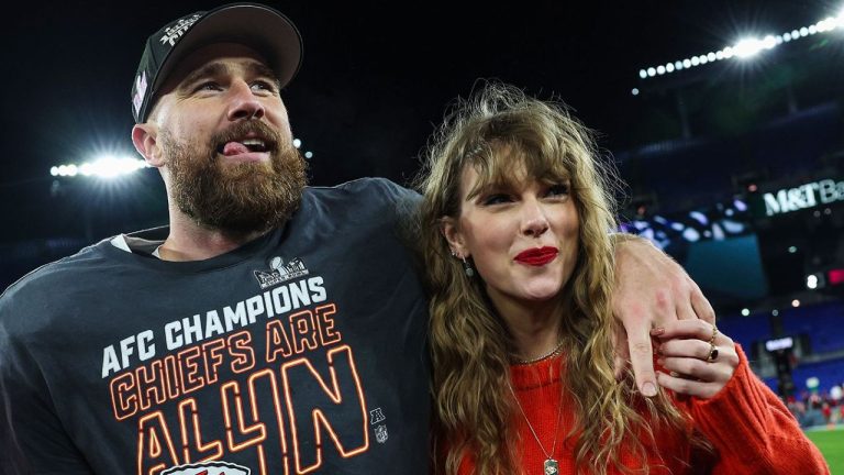 Поп-певица Тейлор Свифт и звезда НФЛ Трэвис Келси обручились и планируют свадьбу