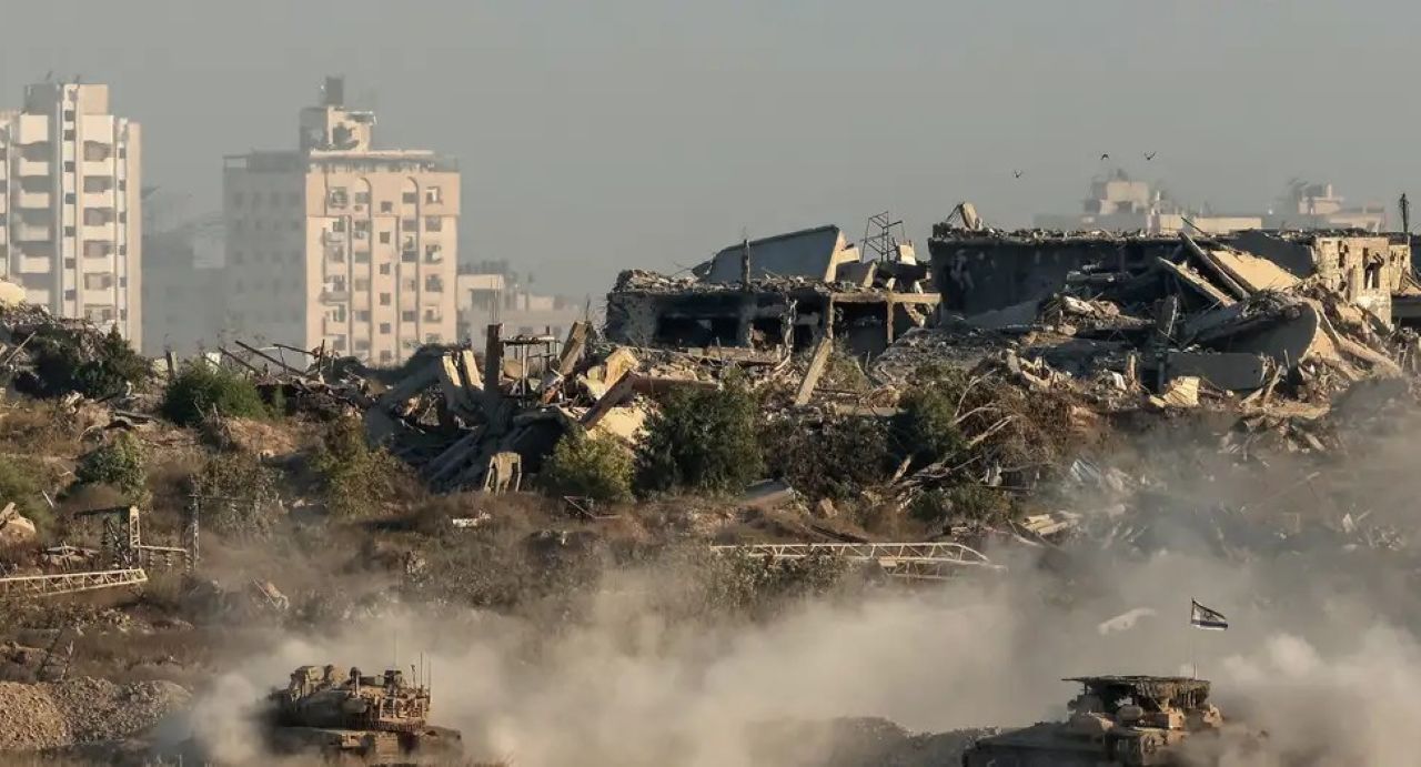 Израиль объявил Газу зоной боевых действий и отменил гуманитарные паузы