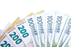 Дания и Германия инвестируют 600 млн евро в ветропарки Латвии