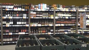 Лето без отдыха: капризы погоды сорвали планы 24% жителей Латвии
