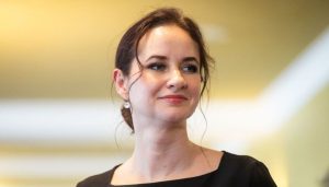 Франция лишит вида на жительство мужчину, прикурившего от Вечного огня