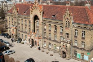 В Латвии создадут общий регламент для кладбищ: от реестра захоронений до ухода за могилами