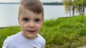 «Зеленая лампа»: 6-летняя Аманда мечтает сделать первые шаги. Нужна помощь