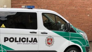 Спасатели Латвии борются с последствиями урагана и пожарами