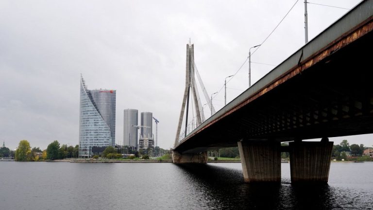 Реконструкцию Вантового моста предлагают провести за 70 млн евро