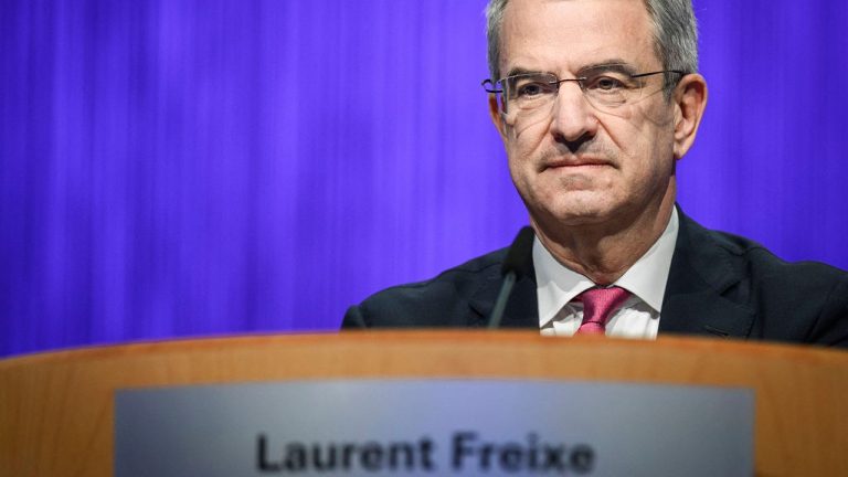 Гендиректора Nestlé уволили без выходного пособия из-за тайного романа с сотрудницей