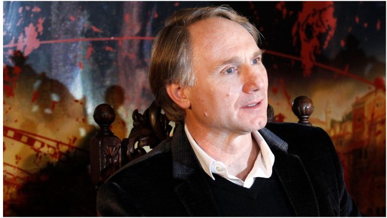 Автор «Кода да Винчи» женится на одной из своих четырех любовниц