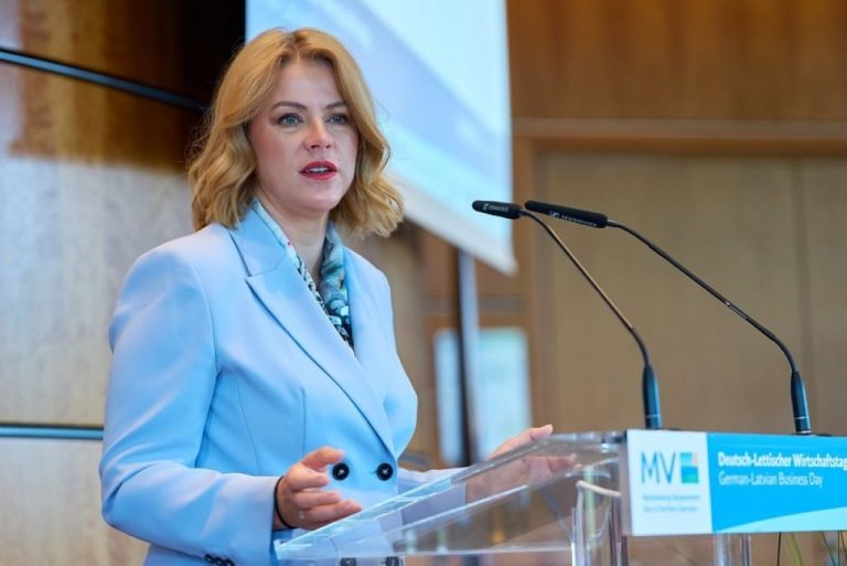 Экспорт, инвестиции и немецкий язык: Силиня обозначила приоритеты сотрудничества с Германией