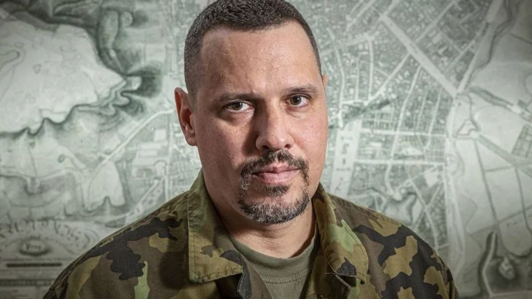 На чешского бригадного генерала напал неизвестный с ножом