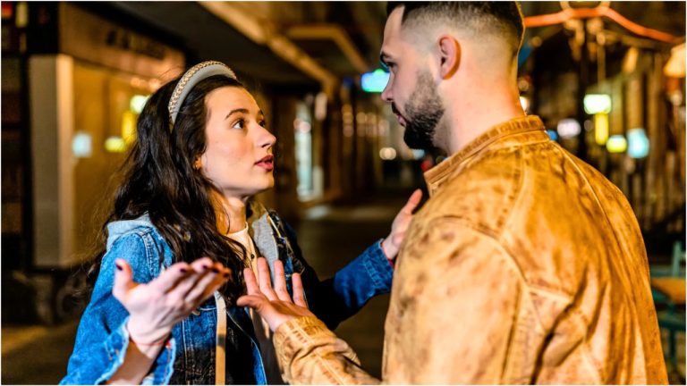 11 вещей, с которыми постоянно сталкиваются пары без эмоциональной близости