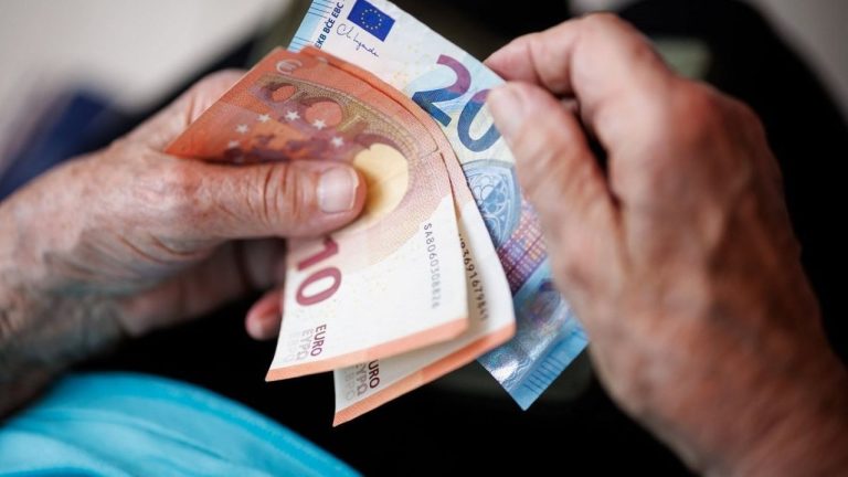 Индексация пенсий: поможет ли это покрыть рост стоимости жизни