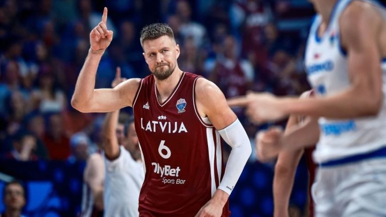EuroBasket-2025: Кристап Порзиньгис назвал двух фаворитов чемпионата