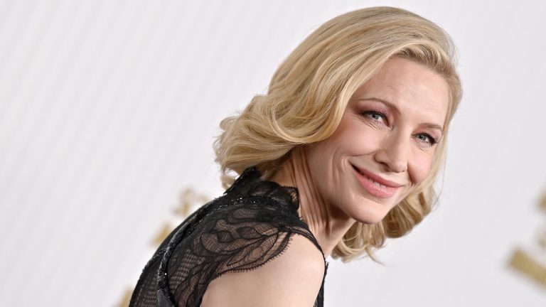 После 40 не стоит застревать в старой причёске - совет звёздного стилиста