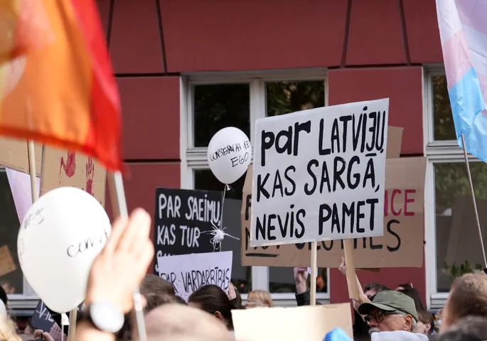 Три партии внесли в Сейм декларацию о защите от насилия в ответ на споры по Стамбульской конвенции